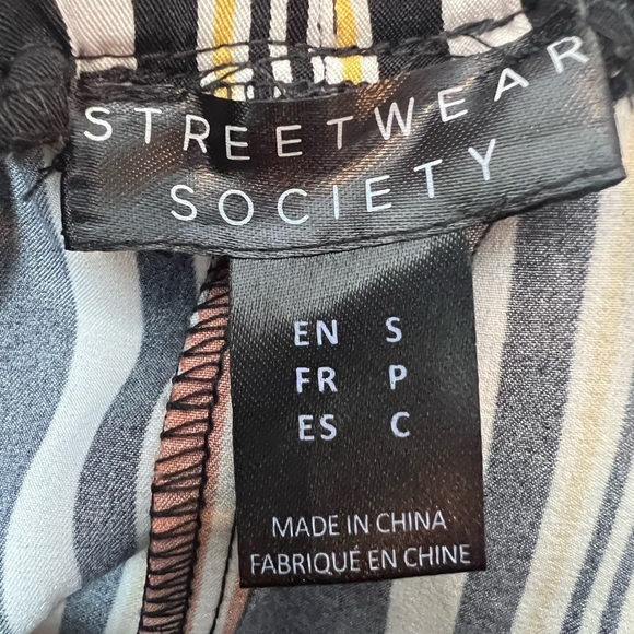 STREET WEAR SOCIETY women striped tie front shorts /size S - Picture 3 of 7